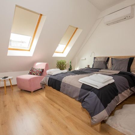 Charming Apartment In Shtip'S Downtown Stip Ngoại thất bức ảnh