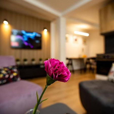 Charming Apartment In Shtip'S Downtown Stip Ngoại thất bức ảnh