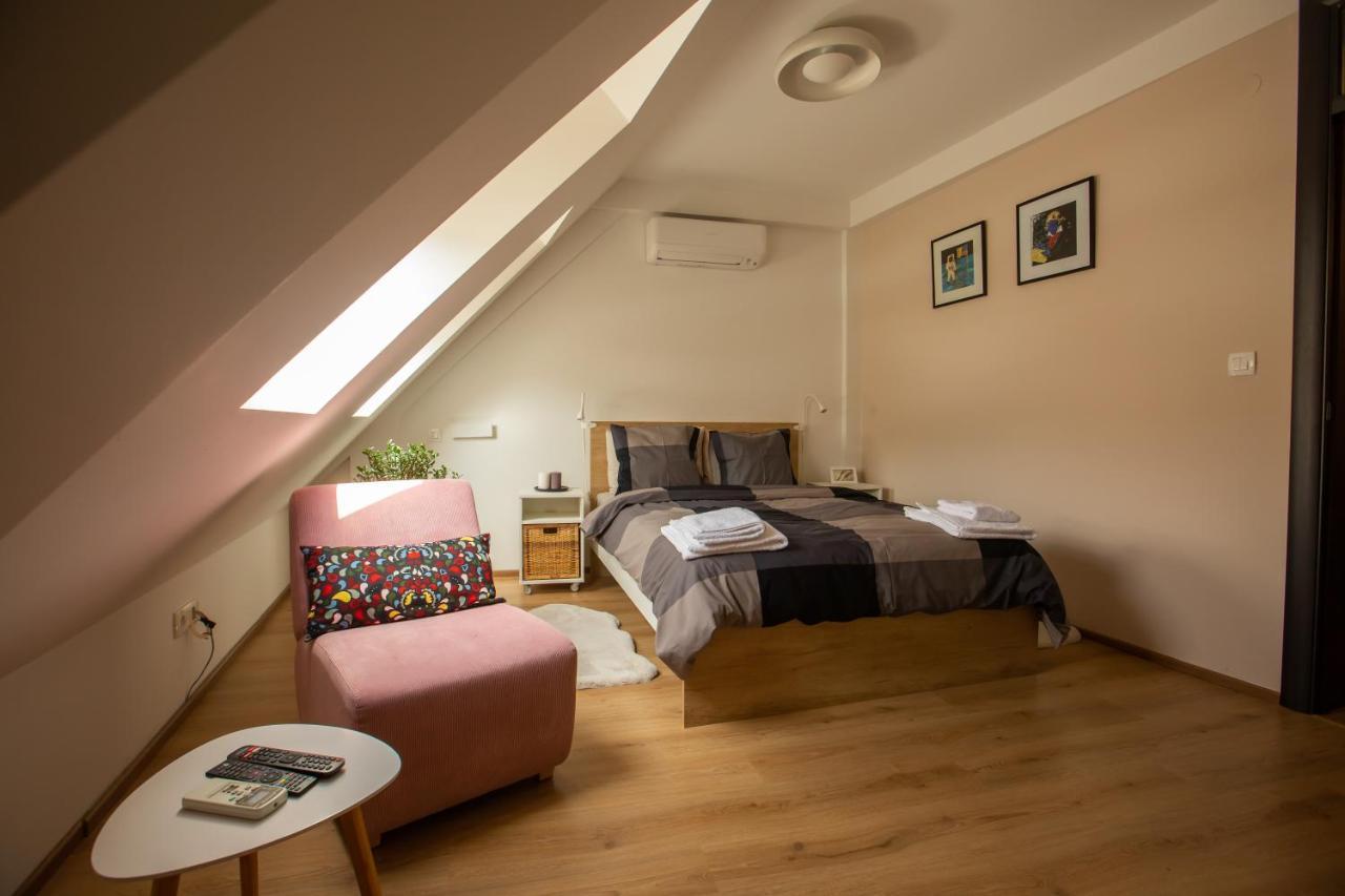 Charming Apartment In Shtip'S Downtown Stip Ngoại thất bức ảnh