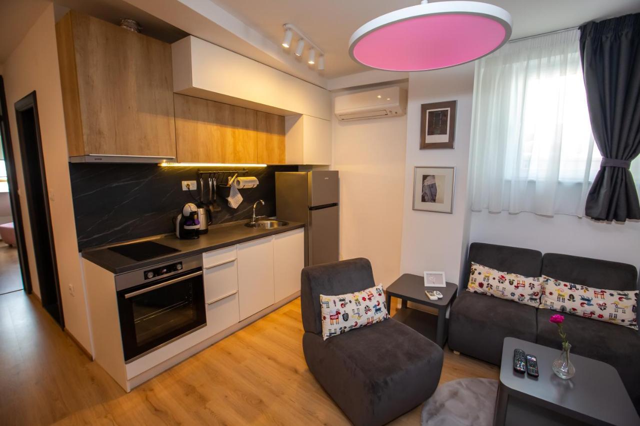 Charming Apartment In Shtip'S Downtown Stip Ngoại thất bức ảnh